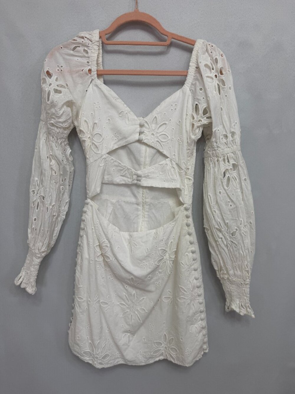 Sabo Luxe white eyelet mini dress in size Small (AUS 8 / US 4).  Beautiful state
